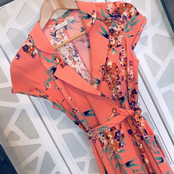 Eva Mendes NY&C Marina Floral Wrap Dress 2P (A15) - Picture 4 of 16
